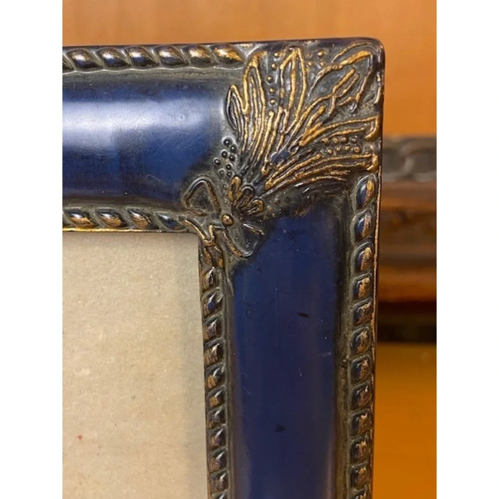 Vintage Blue and Gold Double Photo Frame 2-Opening Tabletop Wall Mount 8x6